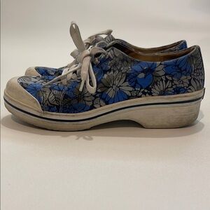 Dansko Veda Women's Vegan Slip Resistant Clog Sneaker Shoes